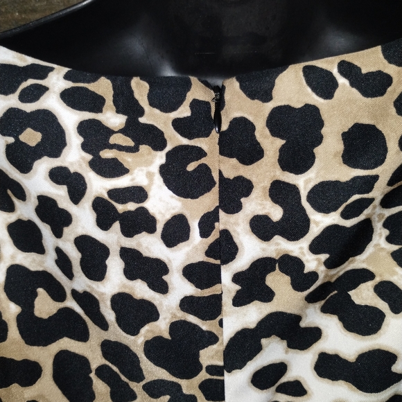 Cache leopard print dress figure flattering ruched waist, perfect condition - Picture 4 of 6